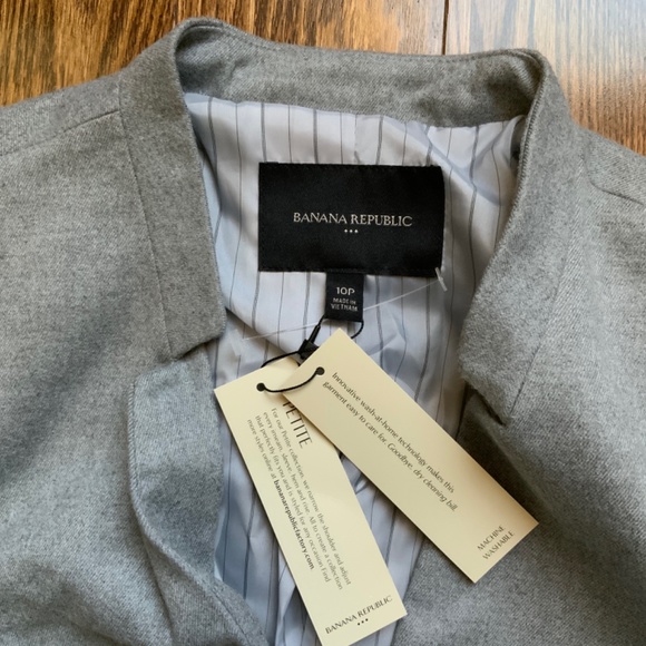 BANANA REPUBLIC Grey Blazer Single Button. Size 10P. - Picture 9 of 11